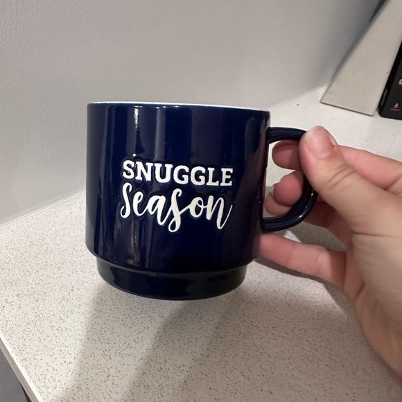 Rae Dunn SNUGGLE SEASON mug - Picture 4 of 6